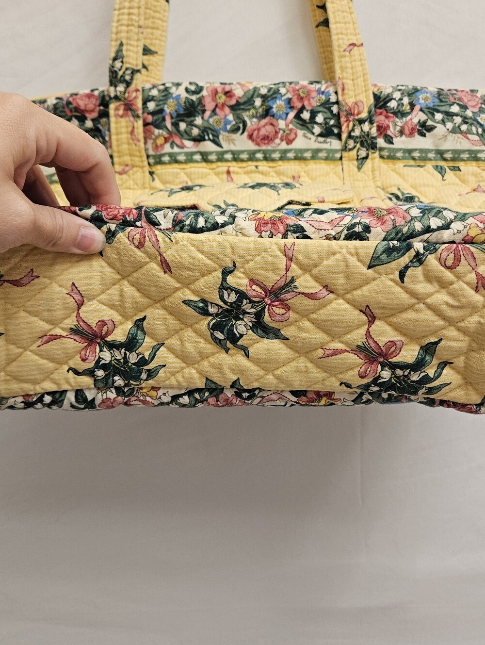 Vera Bradley Villager Hope Lily of the Valley Yellow Quilted Floral Tote Bag Vtg - Picture 7 of 16